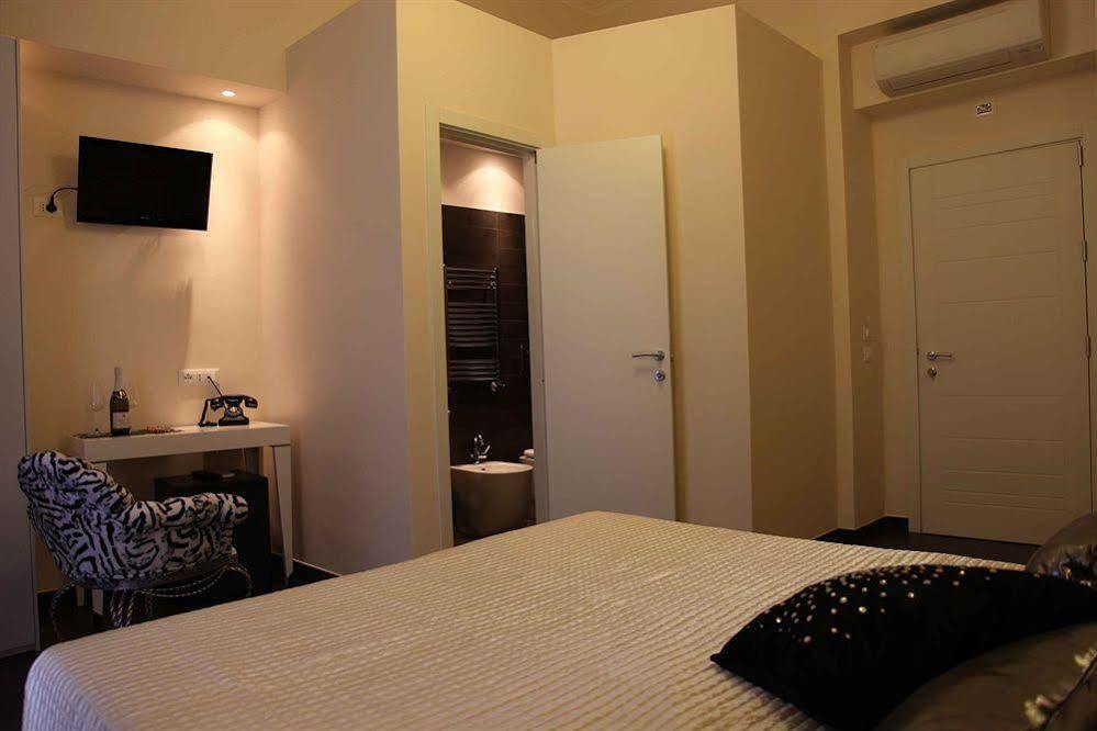 Domus Via Veneto Rome